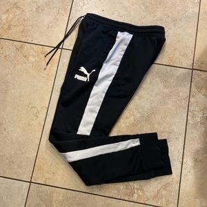 Puma Women pants size S
